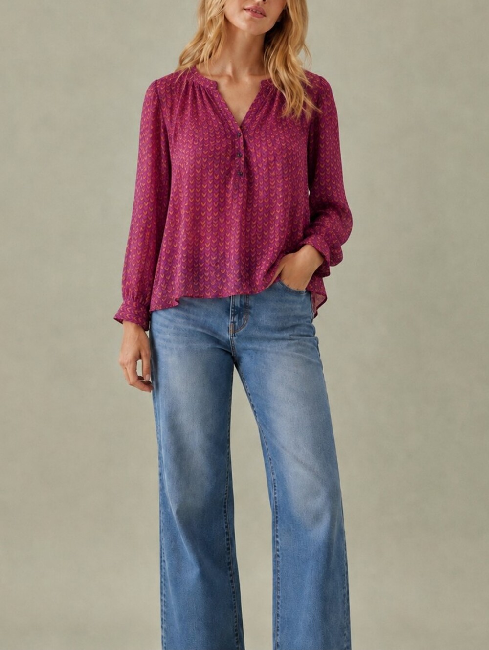 Ana Blouse Roll Tab Sleeves Size Large